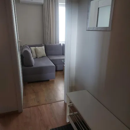 Przytulna I Przestrzenna Garsoniera- Centrum *